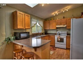 17919 NW Cambray St in Beaverton, OR - Building Photo - Building Photo
