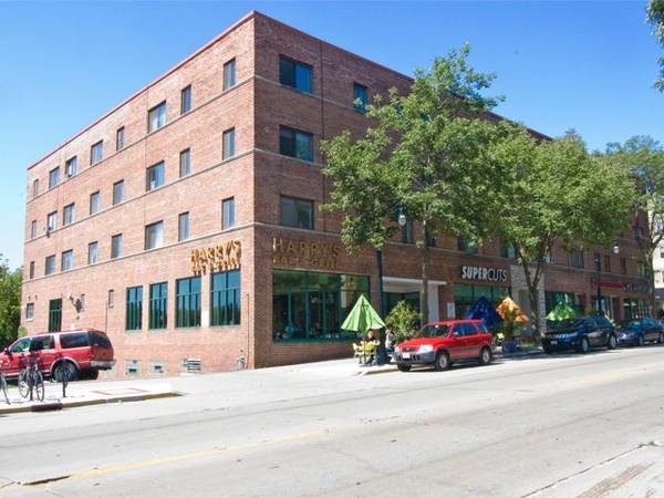 3553 N Oakland Ave in Milwaukee, WI - Building Photo