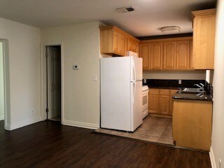 2623 Ellendale Pl-Unit -b in Los Angeles, CA - Building Photo - Building Photo