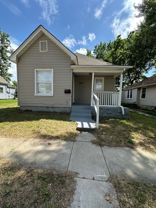 5911 Lexington Ave in Kansas City, MO - Building Photo