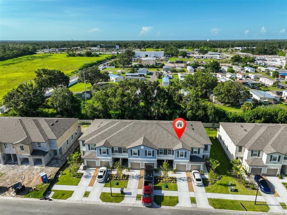 2637 Sunray Venus Wy in Ruskin, FL - Building Photo