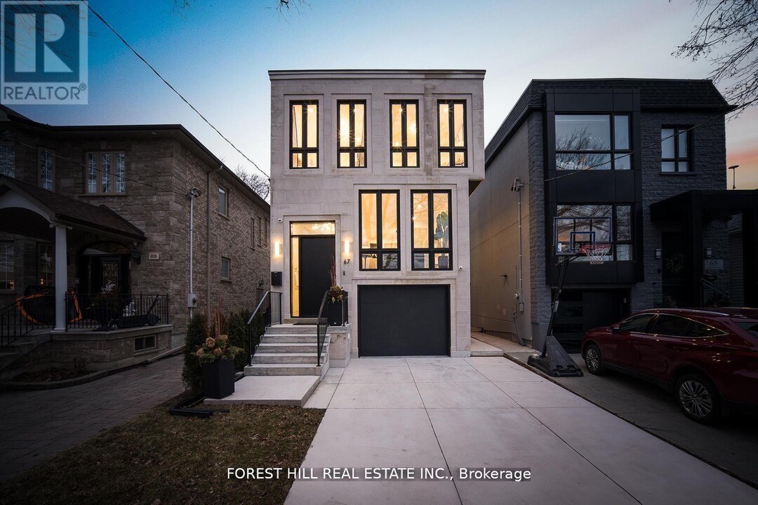 67 Lesmount Ave in Toronto, ON - Building Photo