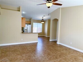 820 Binbrook Dr in Henderson, NV - Building Photo - Building Photo
