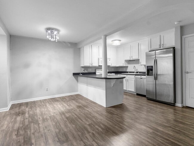 1108 N Milwaukee St, Unit 128 in Milwaukee, WI - Building Photo - Building Photo