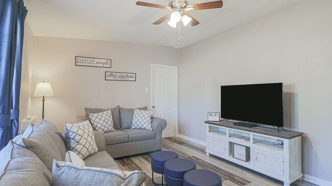 property at 1806 Curcor Dr