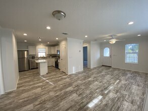 812 Concord St in Vero Beach, FL - Building Photo - Building Photo