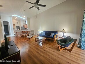 5324 Tay Ct in Melbourne Beach, FL - Foto de edificio - Building Photo