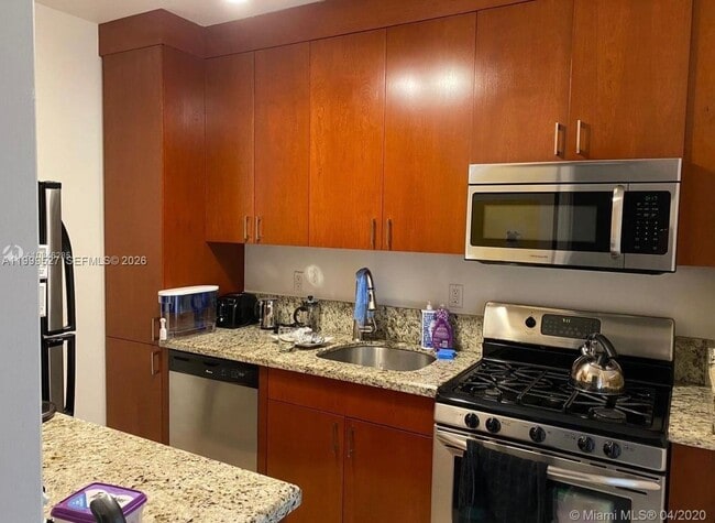 729 NE 16th Ave in Fort Lauderdale, FL - Building Photo - Building Photo