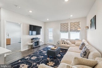 5 Roberta Wy. in Medford, NJ - Building Photo - Building Photo
