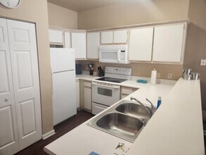 1314 River Oaks Dr in Myrtle Beach, SC - Building Photo - Building Photo