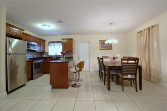 5118 Anzio St in Orlando, FL - Building Photo - Building Photo