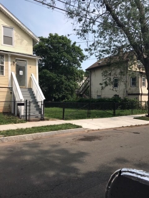 85 Pardee St in New Haven, CT - Building Photo - Building Photo