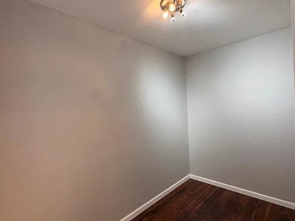 property at 503 N Lakewood Ave