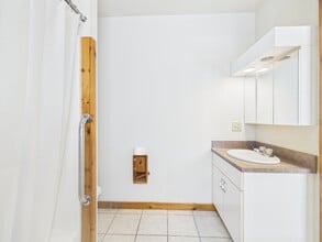 1555 Main St in Pittsburg, NH - Building Photo - Building Photo