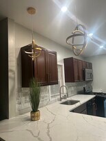 4911 W Girard Ave in Philadelphia, PA - Building Photo