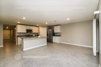 5216 Song Sparrow Ter in Palmetto, FL - Building Photo - Building Photo