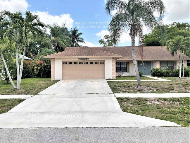 property at 12263 Lacewood Ln