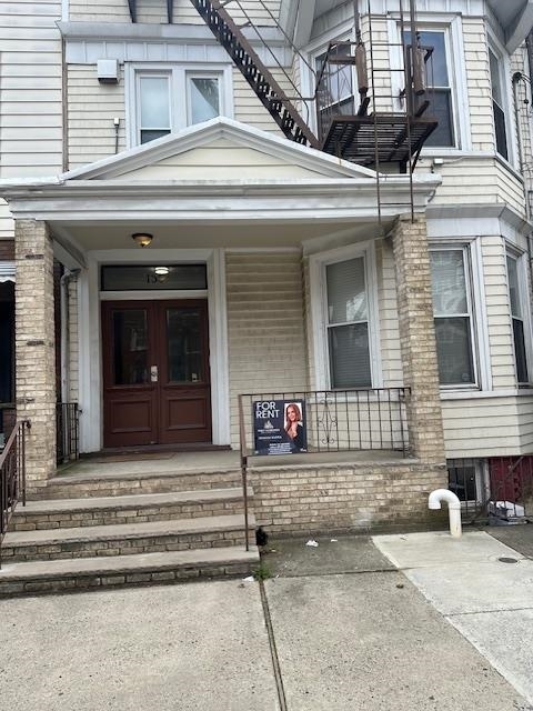 155 Bowers St in Jersey City, NJ - Building Photo