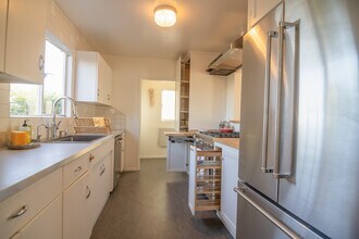 306 Mockingbird Ln in South Pasadena, CA - Building Photo - Building Photo