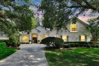526 Oakmont Dr in Orange Park, FL - Building Photo - Building Photo