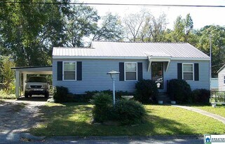 51 Pelham Heights in Anniston, AL - Building Photo