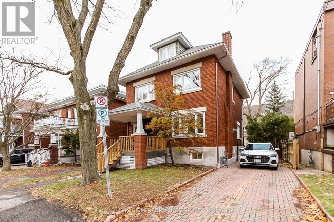 14 Clarey Ave in Ottawa, ON - Building Photo - Building Photo