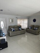 3404 NW 181st St in Miami Gardens, FL - Building Photo - Building Photo