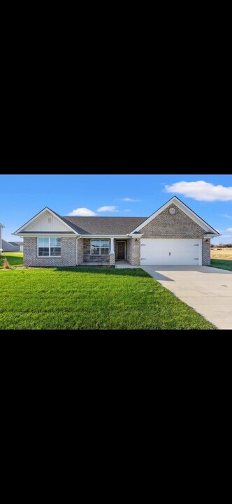 340 Pageant Dr in Richmond, KY - Building Photo