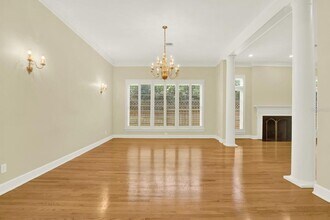 4518 W Woodmere Rd in Tampa, FL - Building Photo - Building Photo