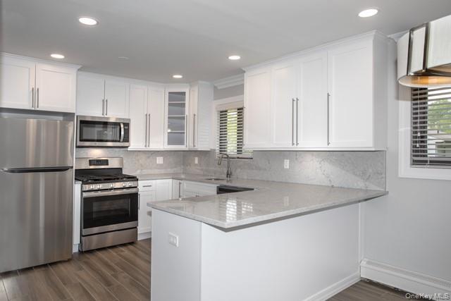 26 Perry St in Lindenhurst, NY - Building Photo - Building Photo