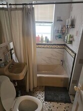 21 Bothwell Rd, Unit 1 in Boston, MA - Foto de edificio - Building Photo