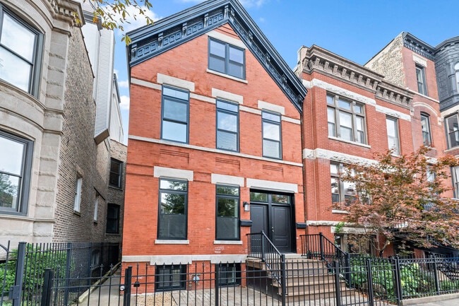 property at 1954 N Sheffield Ave