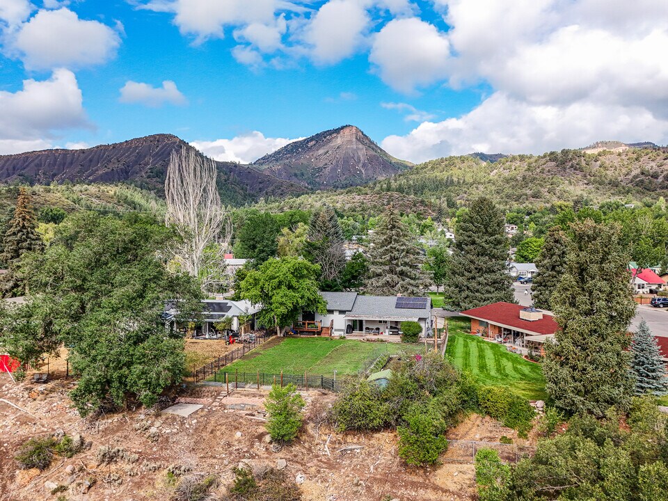 1936 Crestview Dr in Durango, CO - Building Photo