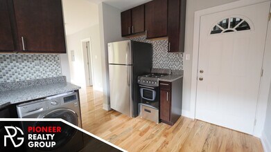 2850 N Mildred Ave, Unit 1 in Chicago, IL - Building Photo - Building Photo