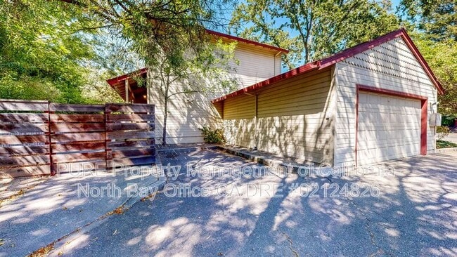 property at 1417 Mission Blvd
