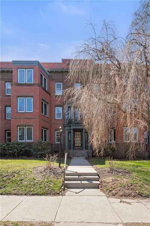 property at 8 Blackstone Blvd