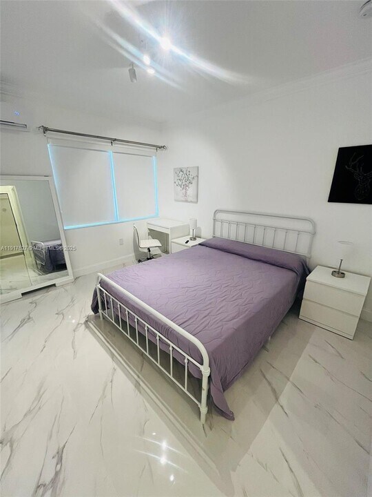 1455 Michigan Ave in Miami Beach, FL - Building Photo