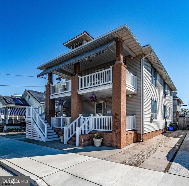property at 105 N Wyoming Ave