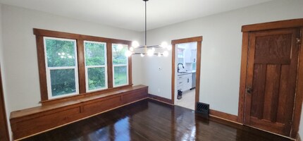 714 Vine St in Chillicothe, MO - Building Photo - Building Photo