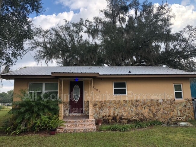 property at 6027 SE Cypress Rd