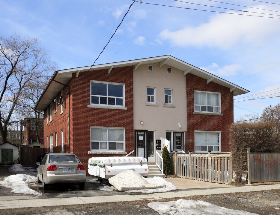 36 Penhurst Ave in Toronto, ON - Building Photo