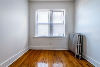 7944 S Paulina in Chicago, IL - Building Photo - Building Photo