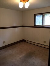 5741 Radcliff Dr, Unit lower in Anchorage, AK - Building Photo - Building Photo