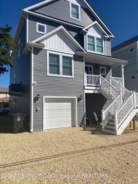 216 Eisenhower Ave in Seaside Heights, NJ - Foto de edificio - Building Photo