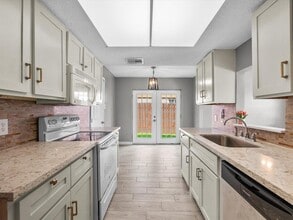 11731 Flushing Meadows Dr in Houston, TX - Building Photo - Building Photo