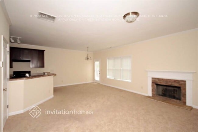 8123 Brookbend Dr in Douglasville, GA - Building Photo - Building Photo