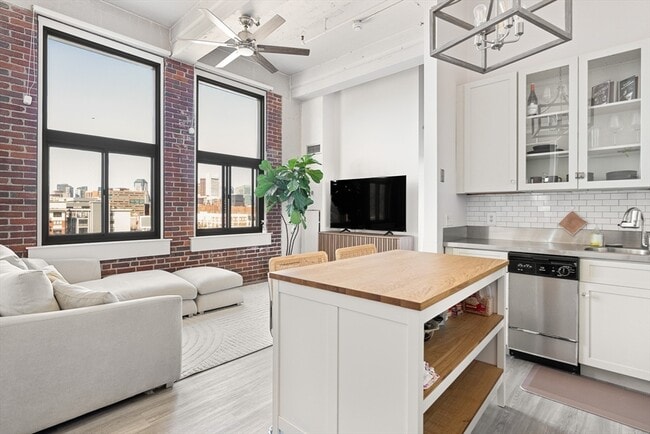 property at 320 W 2nd St