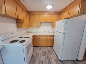 1618 W 7th Pl in Kennewick, WA - Building Photo - Building Photo