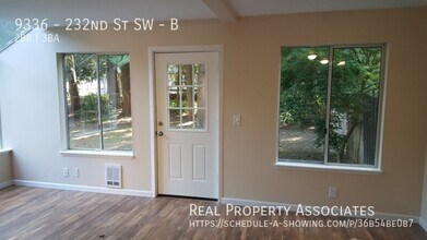 9336 232nd St SW in Edmonds, WA - Building Photo - Building Photo