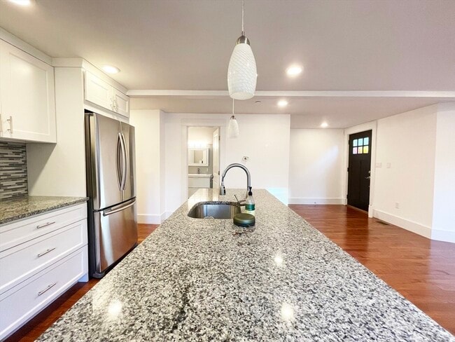 1 Auburn Ave, Unit #1